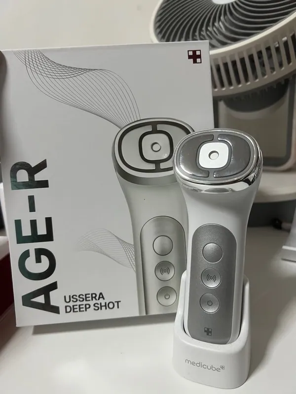 MEDICUBE MEDICUBE AGE-R Ussera Deep Shot